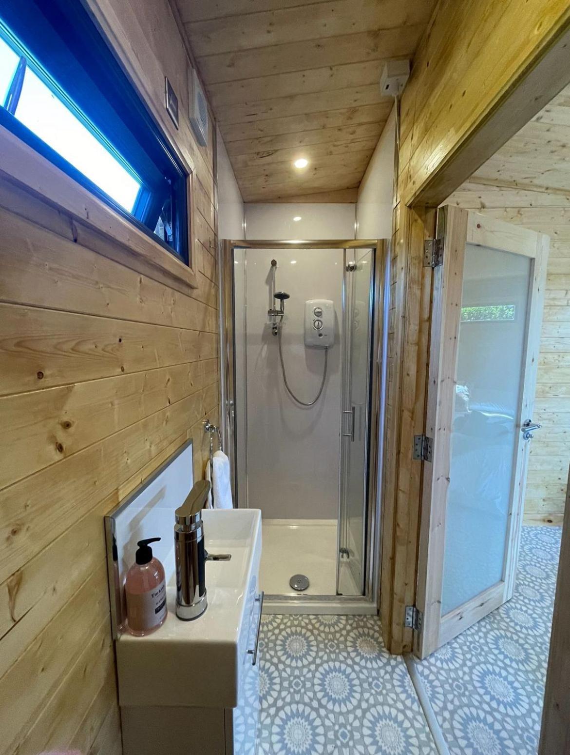 Horse Island View Luxury Retreat Apartment Kircubbin Ngoại thất bức ảnh